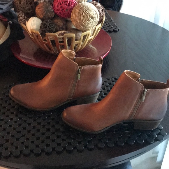 COPY - Booties STILL AVAILABLE!!!!!! - Picture 1 of 4